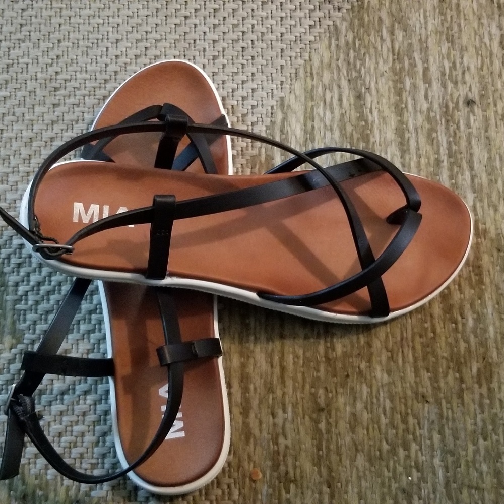 Black sandals